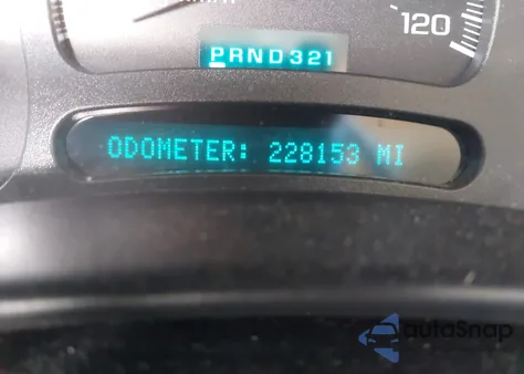 2004 Chevrolet Suburban 1500 Lt z USA, uszkodzony, nr VIN 1GNFK16T34J153247